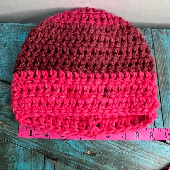 Knit Handmade Toque - Picture 4 of 5